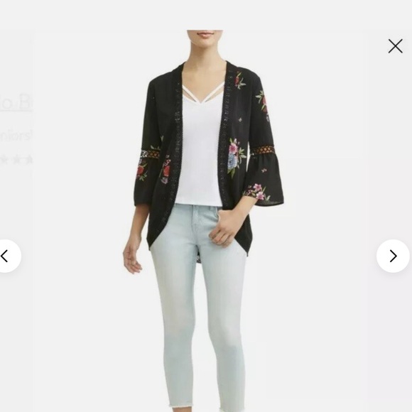 No Boundaries Sweaters - No Boundaries Black Floral Cadigan Size Medium